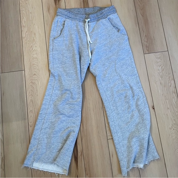 Sundry Gray Cropped Ankle Pants with Drawstring Waist distressed hem 0 Xs - Picture 2 of 5